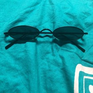 Black Oval Frame Sunglasses